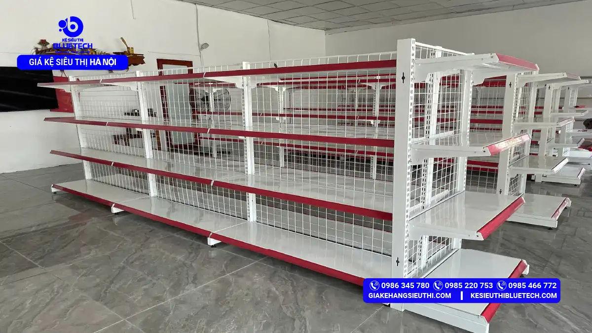 Dự án thực tế thi công lắp đặt hệ thống kệ siêu thị đôi lưng lưới viền đỏ tại Cát Linh phường Giảng Võ Hà Nội bởi Bluetech.